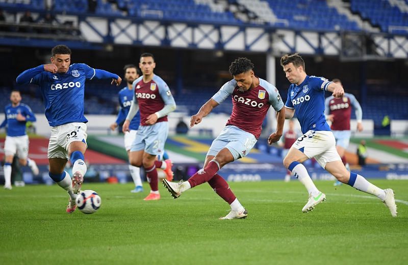 Everton v Aston Villa - Premier League